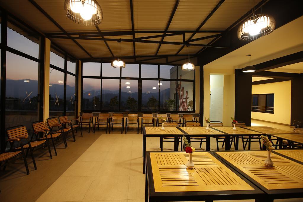 Hotel Arts Катманду Экстерьер фото